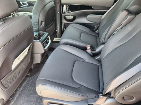 New 2026 Kia Carnival SX Prestige FWD image 10