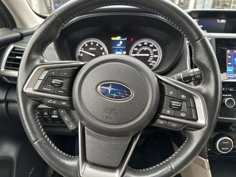 Used 2023 Subaru Forester Premium image 11