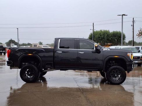 Used 2020 GMC Sierra 2500 Denali w/ Denali Ultimate Package AWD/4WD image 2