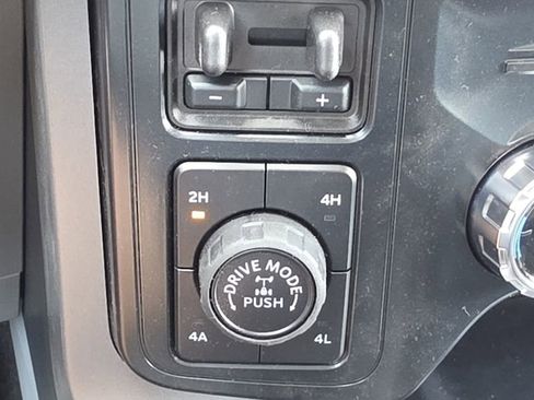 Used 2026 Ford F150 Lariat w/ Equipment Group 502A High AWD/4WD image 26