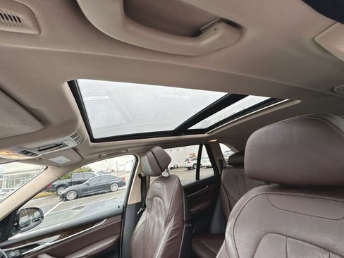 Used 2014 BMW X5 xDrive35d image 24