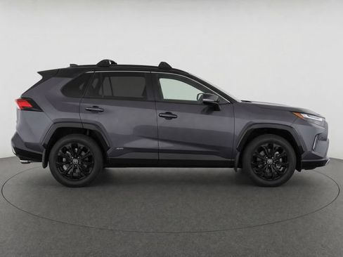 Used 2024 Toyota RAV4 XSE w/ Advanced Technology Package AWD/4WD image 8