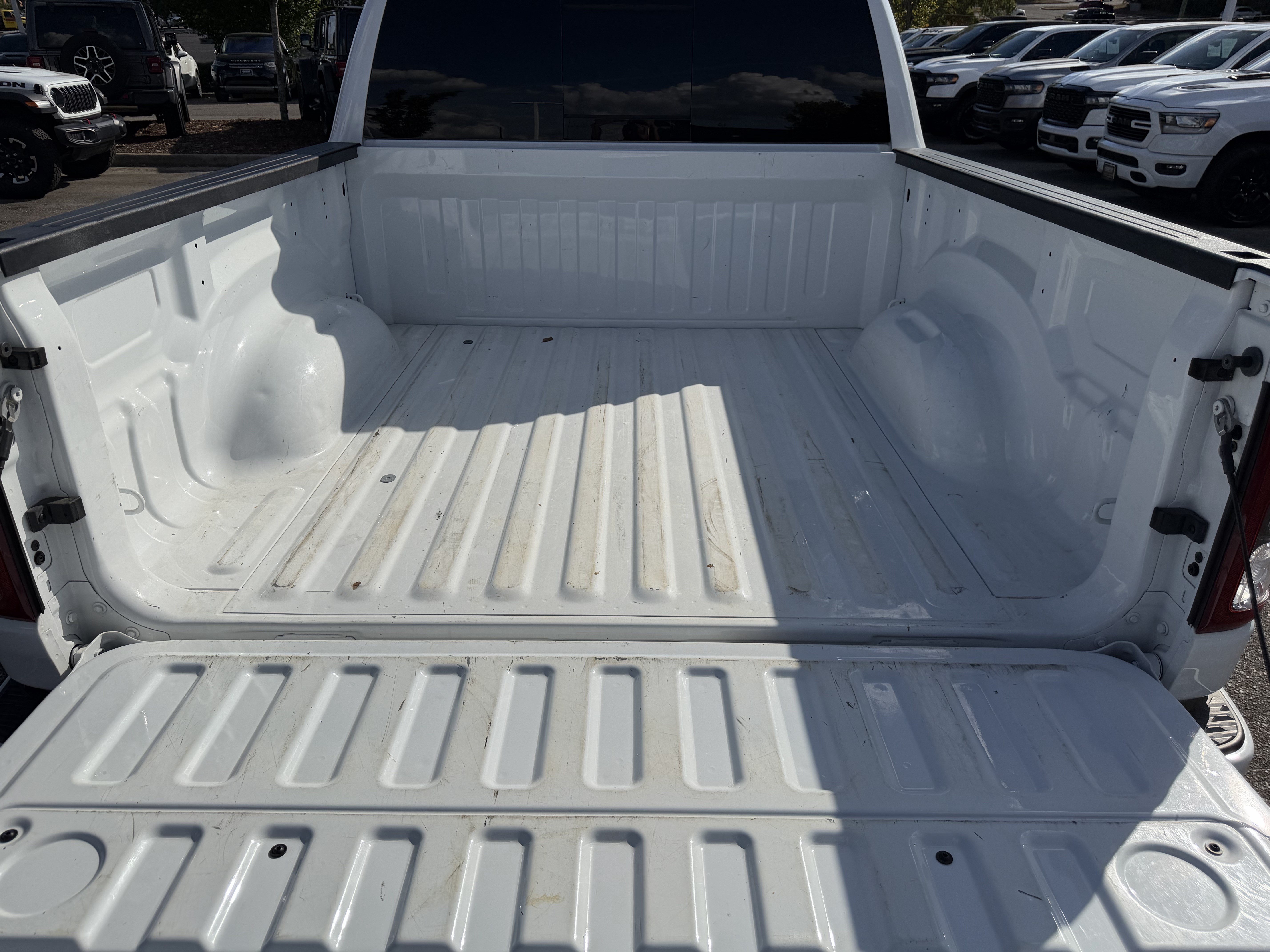 Used 2022 RAM 1500 Big Horn AWD/4WD image 34