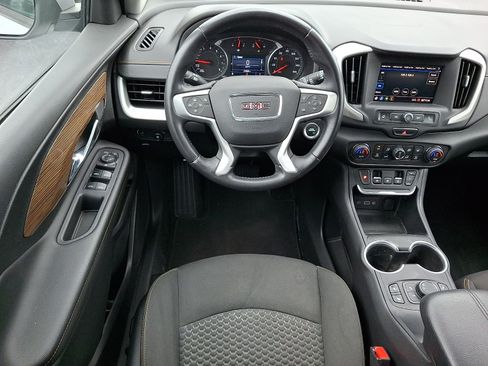 Used 2020 GMC Terrain SLE w/ Driver Convenience Package FWD image 11