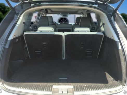 Used 2023 Acura MDX SH-AWD w/ Advance Package image 33