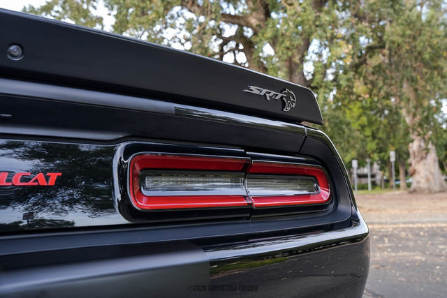 Used 2016 Dodge Challenger SRT Hellcat RWD image 63