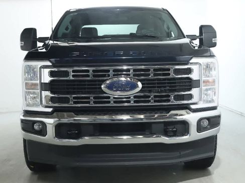 Used 2024 Ford F250 XLT image 5