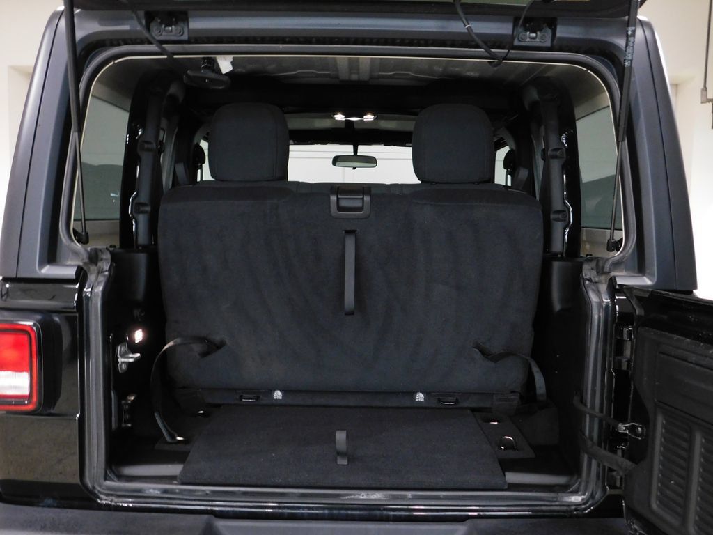 Used 2021 Jeep Wrangler Sport AWD/4WD image 58