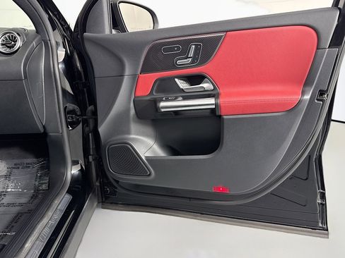 Used 2022 Mercedes-Benz GLA 35 AMG 4MATIC image 23