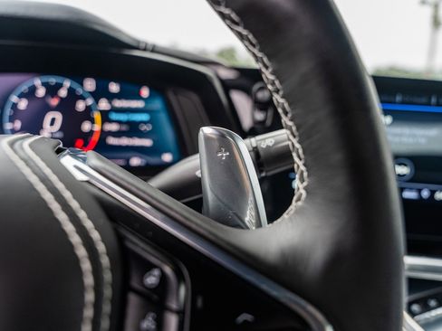 Used 2020 Chevrolet Corvette Stingray Premium Cpe w/ 3LT Preferred Equipment Group image 23