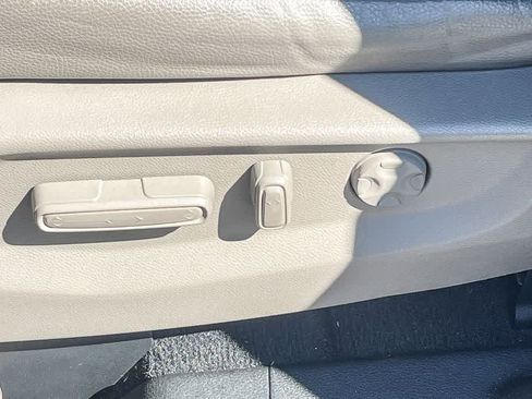 Used 2019 Honda Odyssey EX-L image 16