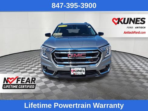 Used 2023 GMC Terrain AT4 AWD/4WD image 2