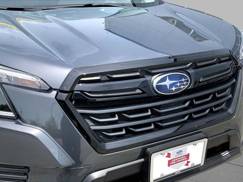 Certified 2024 Subaru Forester Premium AWD/4WD image 32