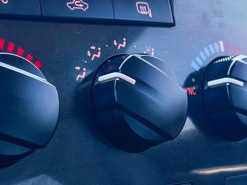 Used 2013 Toyota Tundra 2WD Regular Cab image 22