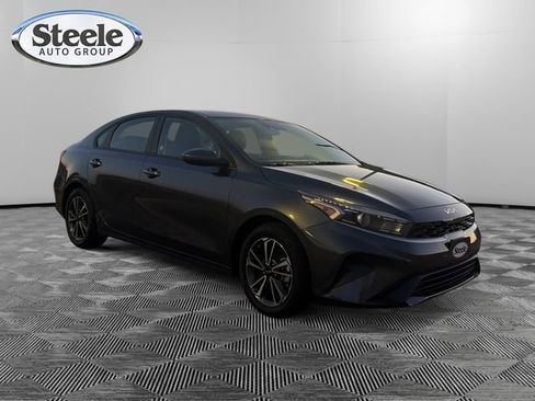 Used 2024 Kia Forte LXS image 7