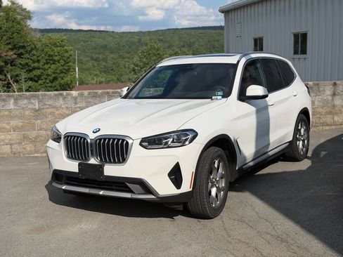 Used 2023 BMW X3 xDrive30i w/ Premium Package AWD/4WD image 1