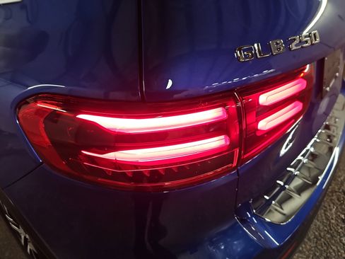 New 2026 Mercedes-Benz GLB 250 image 35