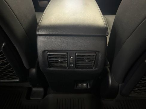 Used 2021 Toyota 4Runner Limited AWD/4WD image 30