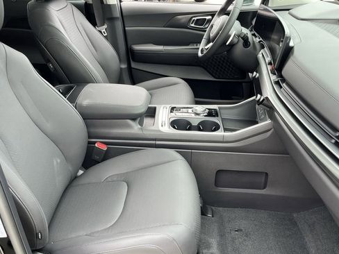 New 2026 Kia Carnival SX Prestige FWD image 29