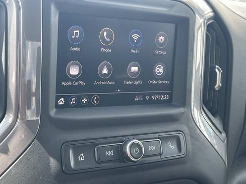 Used 2021 Chevrolet Silverado 1500 Custom Trail Boss AWD/4WD image 18