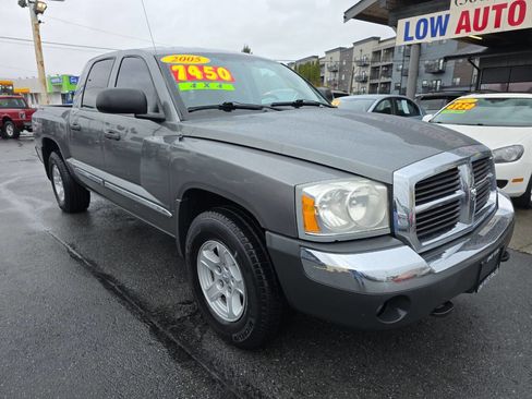 Used 2005 Dodge Dakota SLT image 1