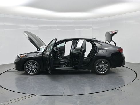 Used 2023 Kia Forte GT-Line w/ GT-Line Technology Package FWD image 33