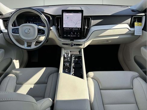 New 2026 Volvo XC60 B5 Ultra w/ Protection Package Premier AWD/4WD image 9