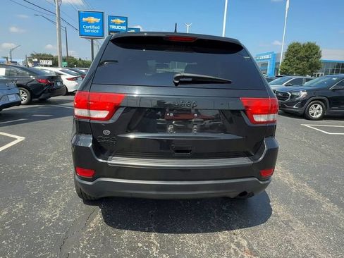 Used 2012 Jeep Grand Cherokee Laredo w/ Laredo E Group AWD/4WD image 7