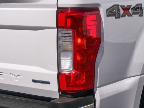 Used 2019 Ford F350 XL w/ Power Equipment Group AWD/4WD image 10