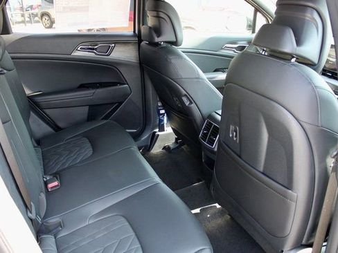 New 2024 Kia Sportage X-Line AWD/4WD image 12