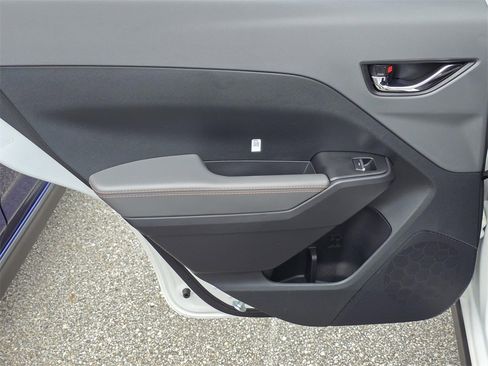 New 2025 Subaru Crosstrek 2.5i Limited w/ Popular Package #3A image 35