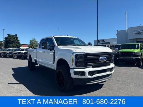 Used 2025 Ford F350 Platinum AWD/4WD image 2