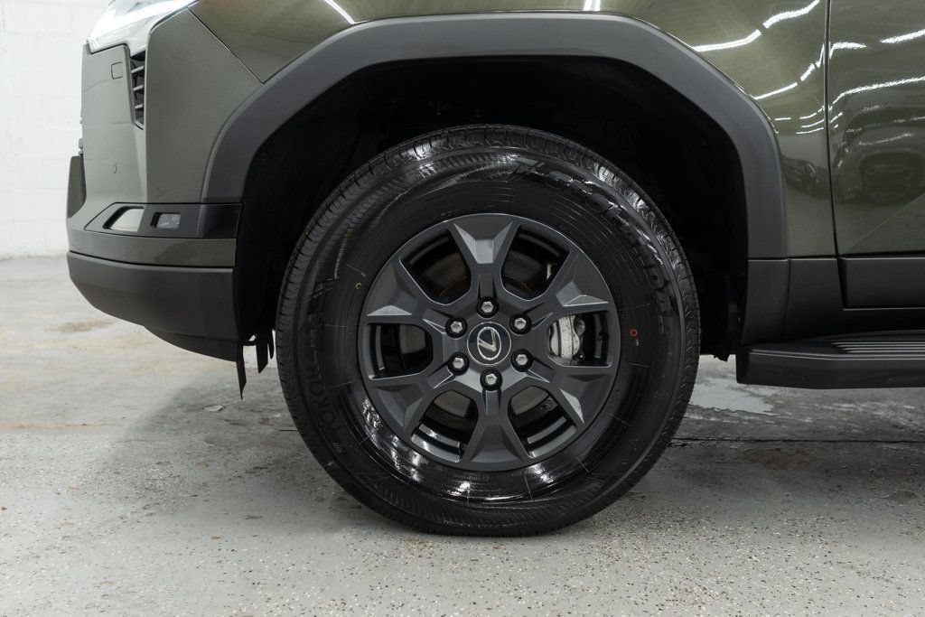 Used 2024 Lexus GX 550 AWD/4WD image 38