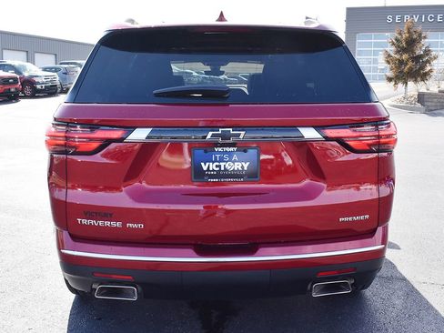 Used 2023 Chevrolet Traverse Premier image 30