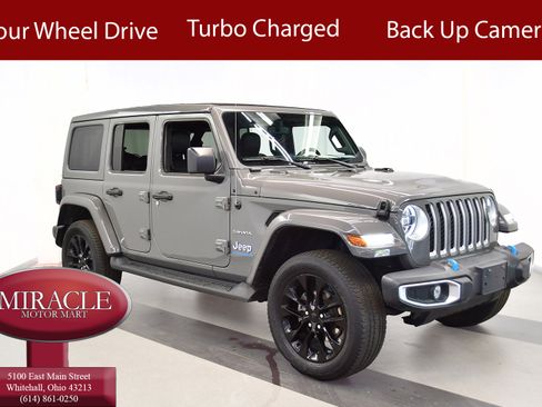 Used 2023 Jeep Wrangler Unlimited Sahara w/ Cold Weather Group AWD/4WD image 1