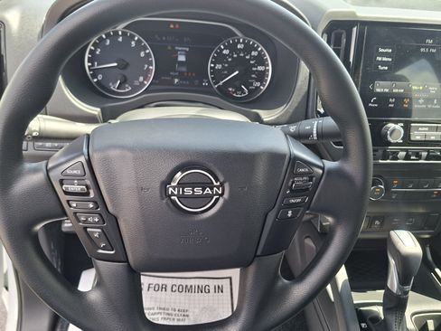 New 2026 Nissan Frontier SV w/ Tow Package AWD/4WD image 7
