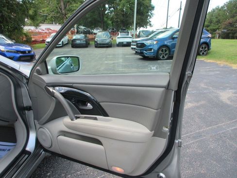 Used 2010 Acura RL AWD/4WD image 15