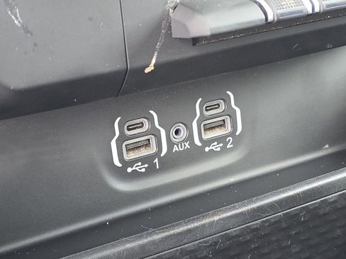 Used 2022 RAM 1500 Laramie image 23