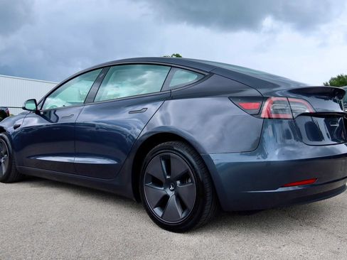 Used 2023 Tesla Model 3 Standard Range RWD image 4