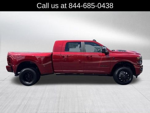 New 2026 RAM 3500 Laramie AWD/4WD image 4