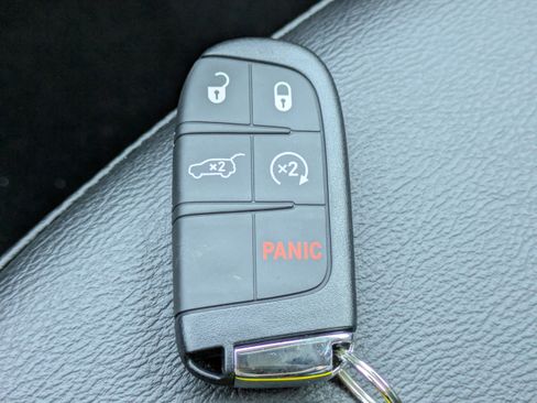 New 2026 Jeep Compass Limited image 33