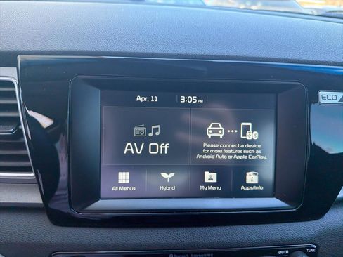 Used 2018 Kia Niro LX FWD image 25