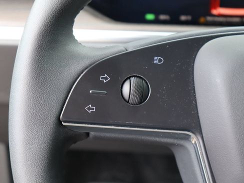 Used 2023 Tesla Model X AWD/4WD image 15