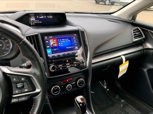 Used 2021 Subaru Crosstrek 2.5i Limited w/ Moonroof Package 1 AWD/4WD image 6