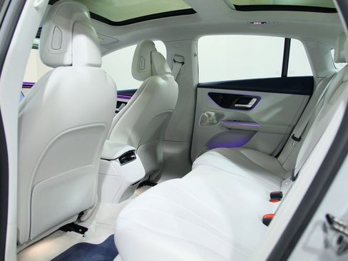 Certified 2023 Mercedes-Benz EQE 350+ 4MATIC Sedan image 29