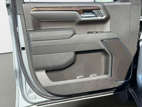 New 2026 GMC Sierra 1500 Elevation image 17