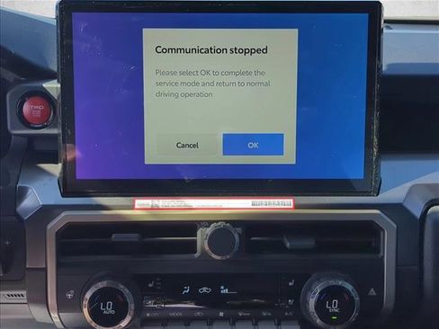 New 2025 Toyota Tacoma TRD Off-Road image 13