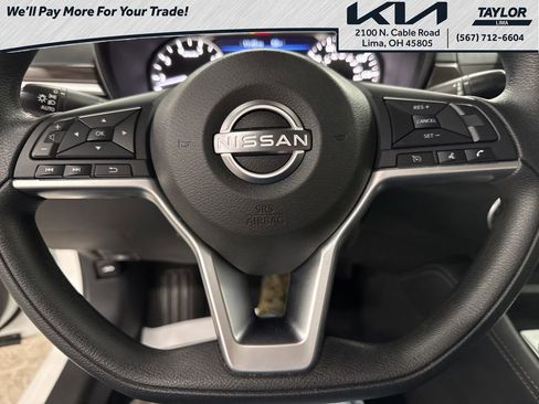 Used 2023 Nissan Altima 2.5 SV image 17