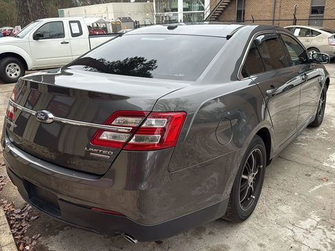 Used 2016 Ford Taurus Limited image 7