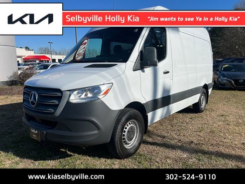 Used 2020 Mercedes-Benz Sprinter 2500 image 1